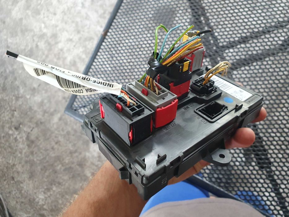 Modul sterownik BSC Peugeot 407 sprawny