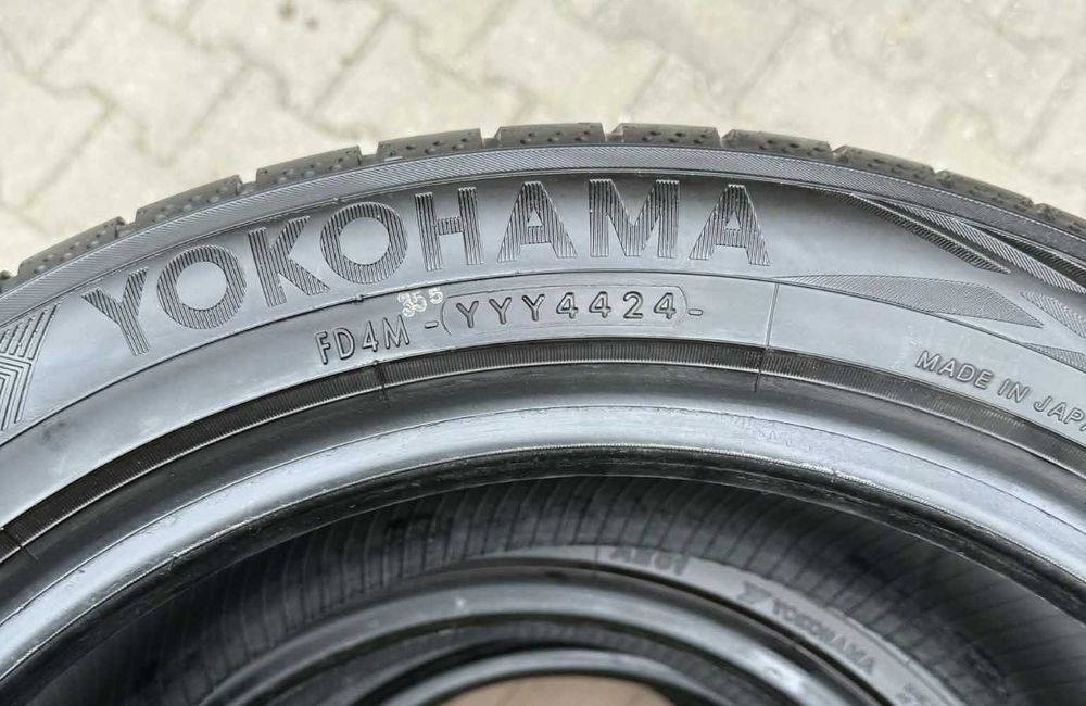 4x opona letnia 215/50R17 Yokohama BluEarth-GT AE51