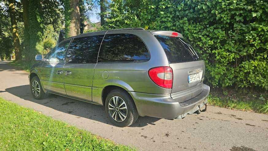 Chrysler Grand Voyager 2008, 2776 cm3