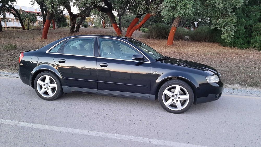 Audi A4 Quattro 2.5 tdi v6 184cv