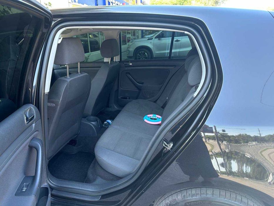 Volkswagen Golf 2005