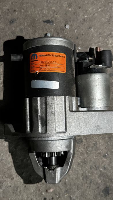 Стартер Jeep Джип 68084005AA