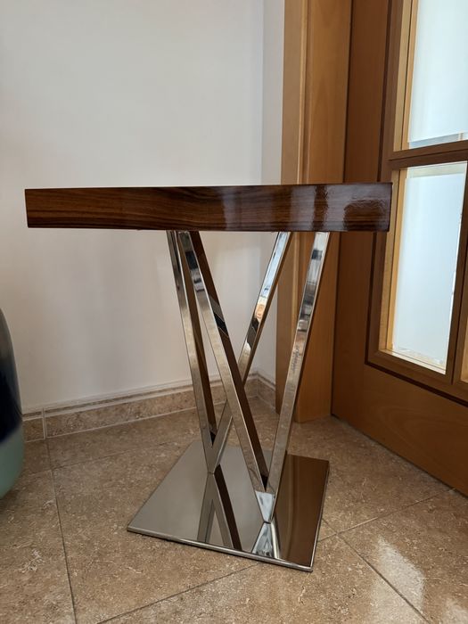 Mesa de apoio madeira e aço