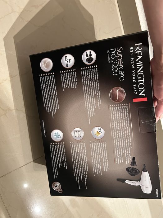 Suszarka REMINGTON SuperCare Pro AC7200W Biały 2200W