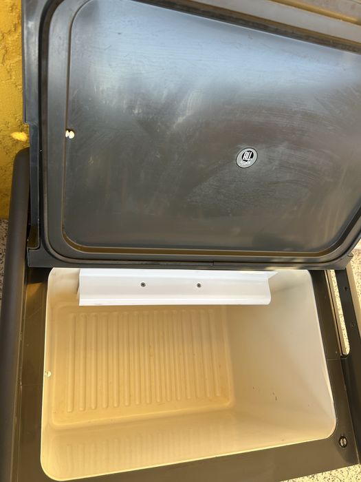 Frigorífico Portátil Trivalente All Ride 45L (Gás / 230V / 24V)