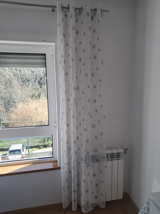 Cortinado com ilhós