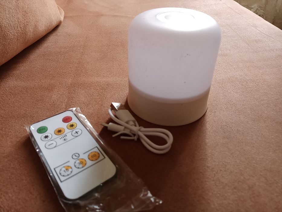 Светильник аккумуляторный с пультом ночник