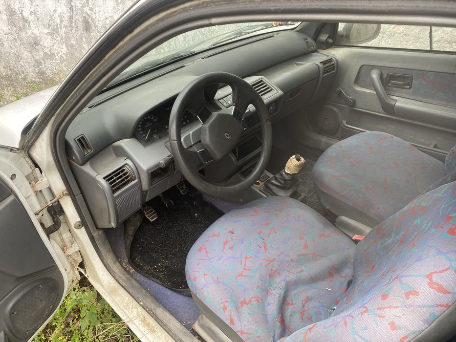 Renault clio bebop peças ou restauro