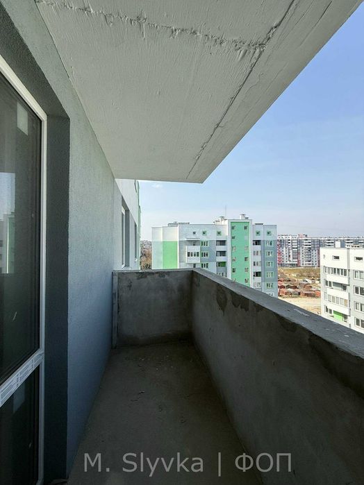 Продаж 2 кімнатної квартири + кухня-студія по вулиці Тракт Глинянський