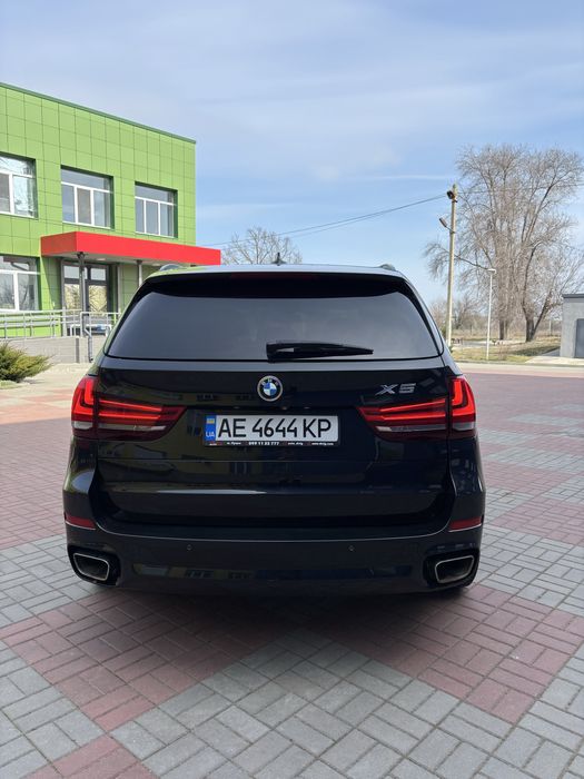Продам СРОЧНО BMW X5 F15 3.0d