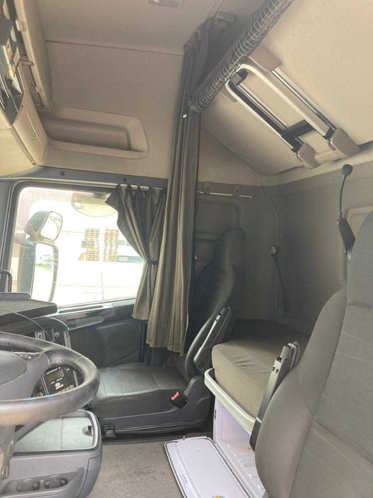 Scania R580 6x2 + Chico Frigorifico ano 2017