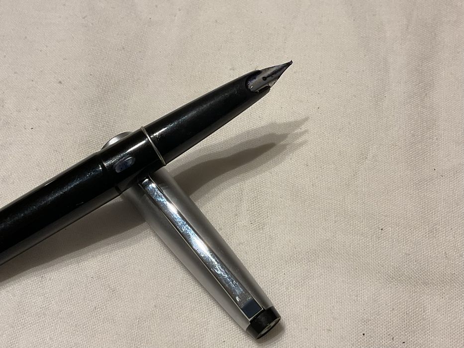 Conjunto canetas Lamy e uma em prata