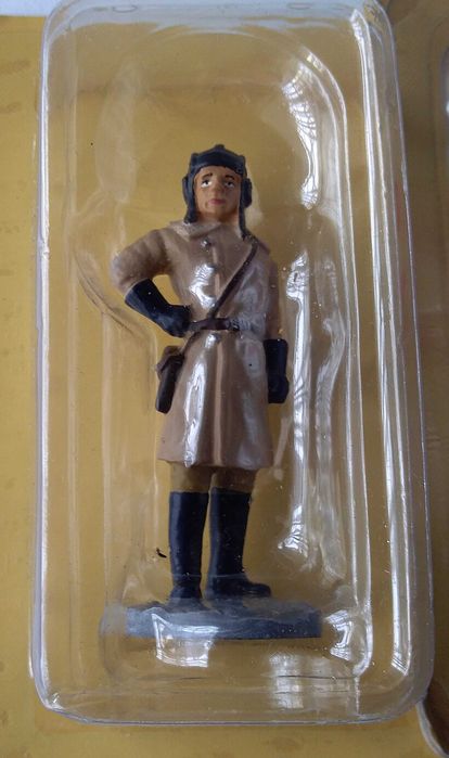 Oficial de blindados  da URSS, II guerra mundial. Em chumbo