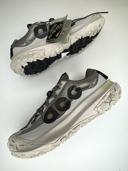 Кроссовки Nike НОВЫЕ - 42 размер в НАЛИЧИИ