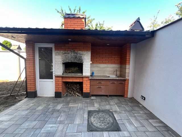 Продается дом с новым ремонтом, Дача Ковалевского