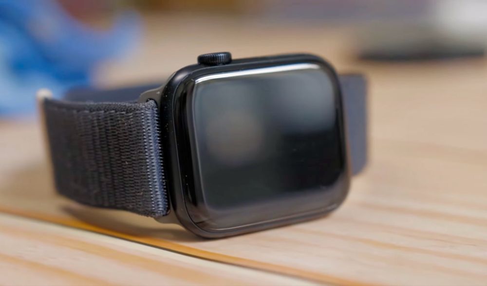 Apple watch SE 2 Nike +