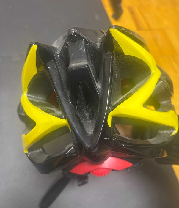 Велосипедний шолом TRINX TT07 L 58-61 см Black-Yellow