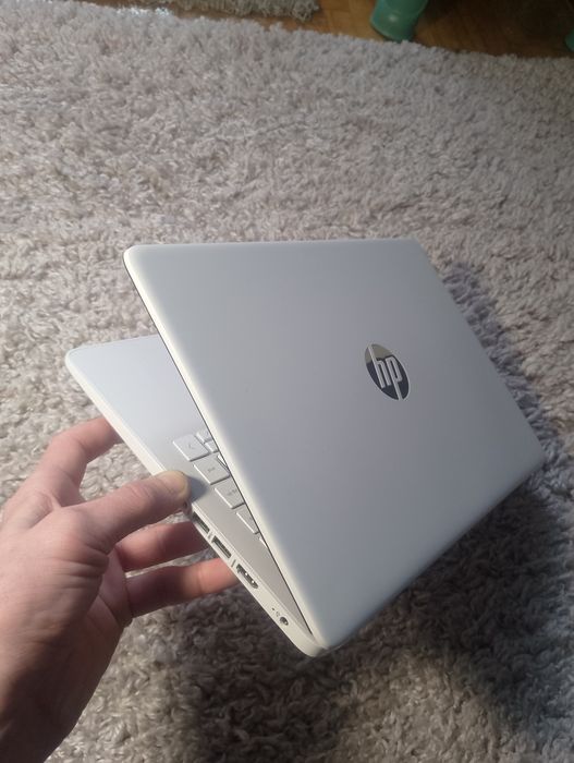 Ноутбук hp 2024рік Новий/8озу/ssd/14 дюймів/батарея 7-10 годин