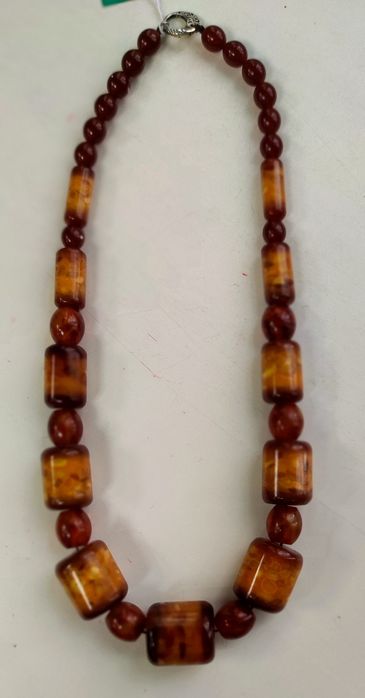 Продається крупне бурштинове намисто,  модне, трендове і лікувальне
