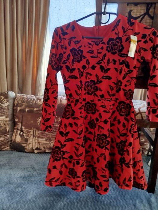 Платя для дівчинки