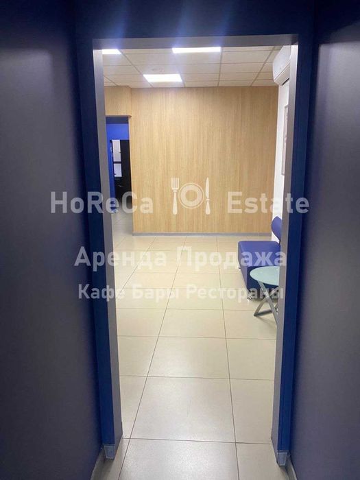 Аренда Фасад Коммерческое помещение 110м2. «Палац Спорту»