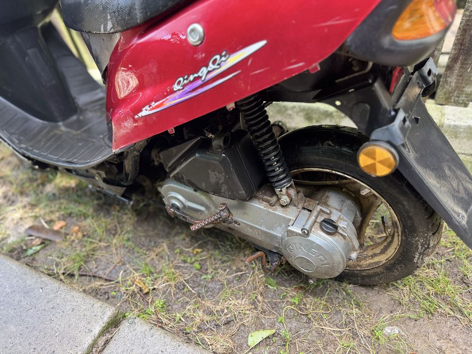 Продам Скутер, був на ходу. Розбита рульова панель. Потребує ремонту.