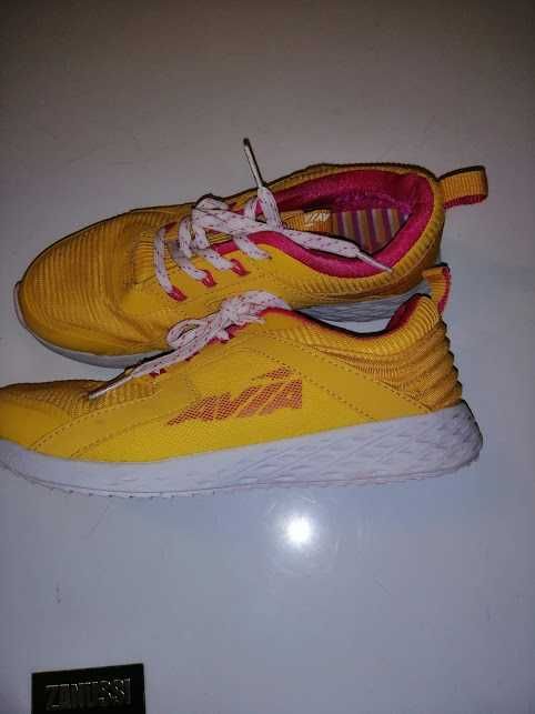 Кроссовки Avia р-р36