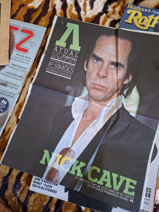 Três revistas antigas Blitz e Rolling Stone