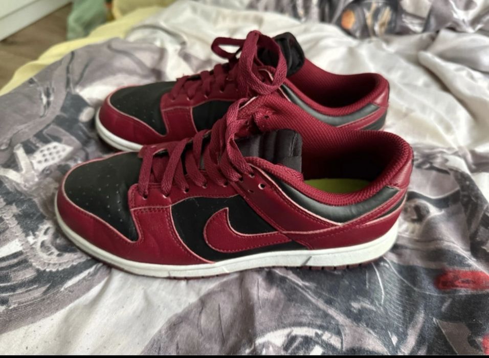 Nike dunk kolor bordowy