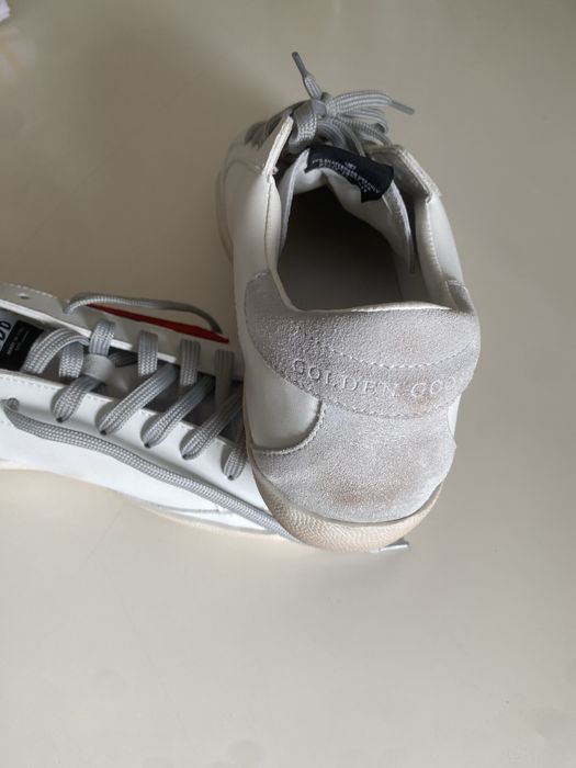Tenis novos calcados apenas uma vez , motivo de venda ficao grandes