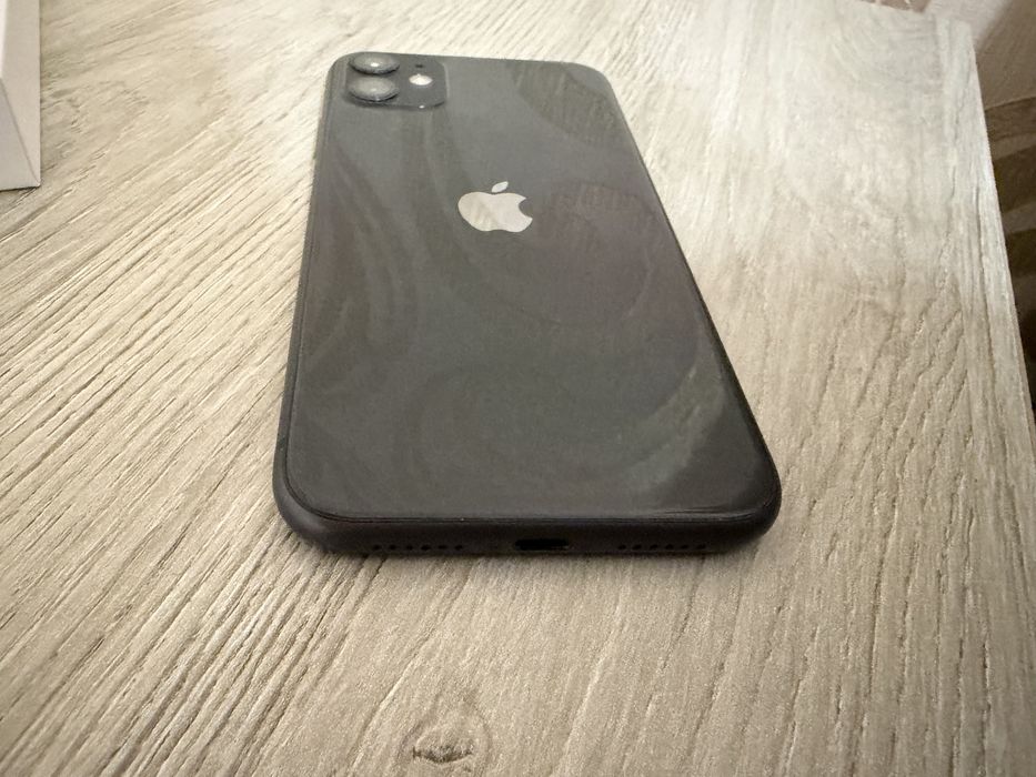 Iphone 11 , 64 з коробкою