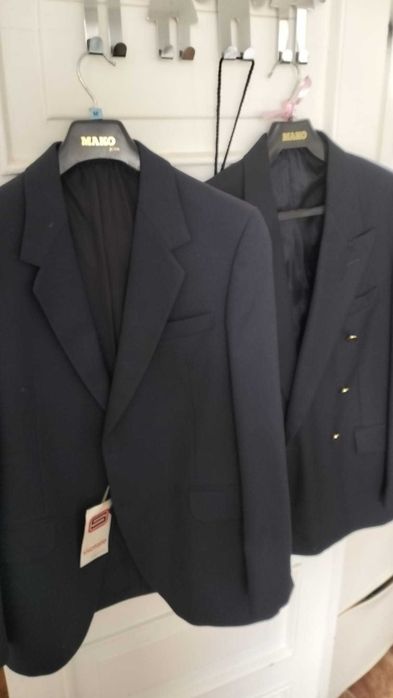Três Blazer(s)/Casacos Homem de Lã (PROMOÇÃO)