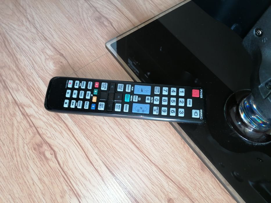 Telewizor LED 32" Samsung Full HD