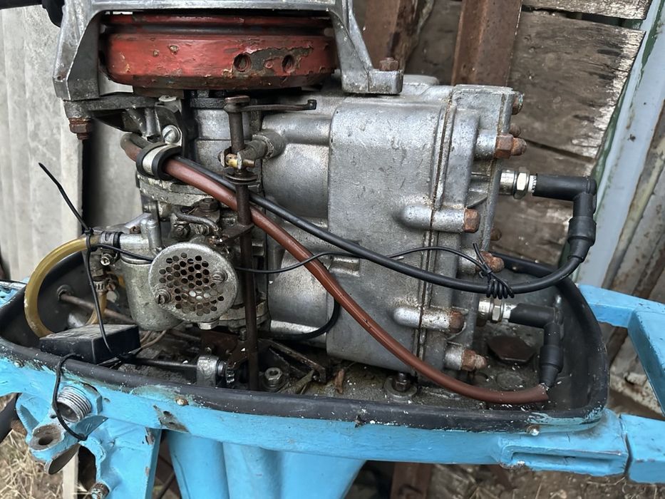 Два мотора вихрь 30, вихрь 25