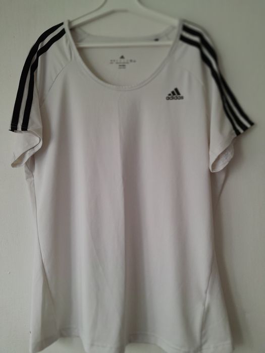 Bluzka  Adidas 40 - 42  na lato sport biala