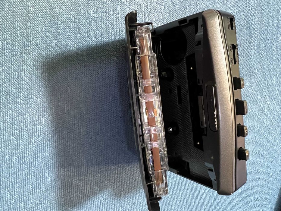 Walkman - stereo cassette player HS-GS342
