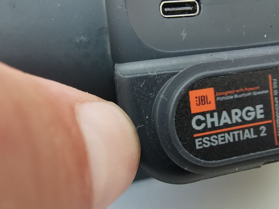 Coluna JBL Charge Essential 2