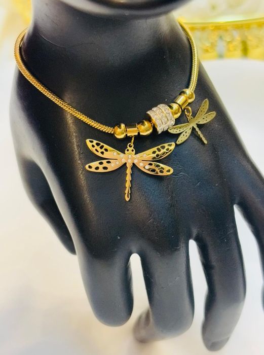 Złota bransoletka żyłka zawieszka ważka stal chirurgiczna