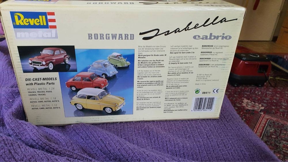 Модель авто Borgward Isabella Cabrio, 1:18, Revell