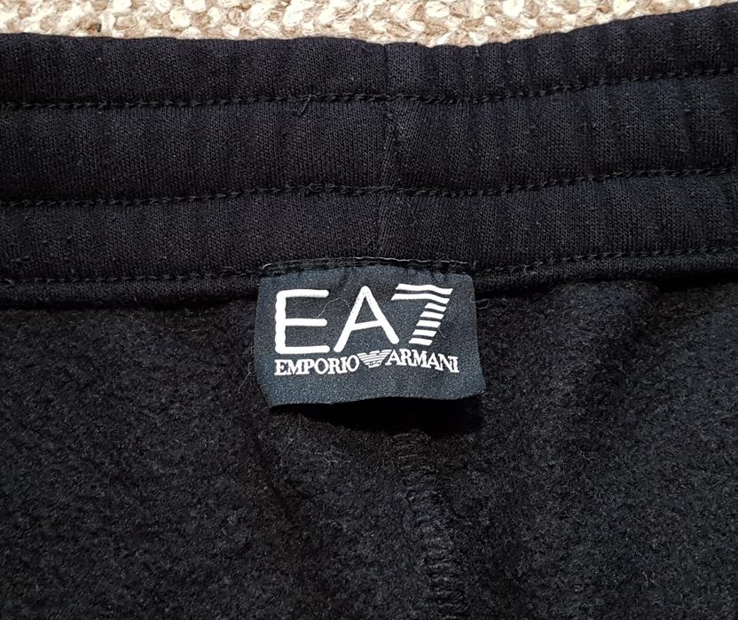 джогери EA7 Emporio Armani чорні штани світпентс оригінал M