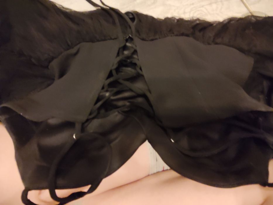 Sukienka na studniówkę