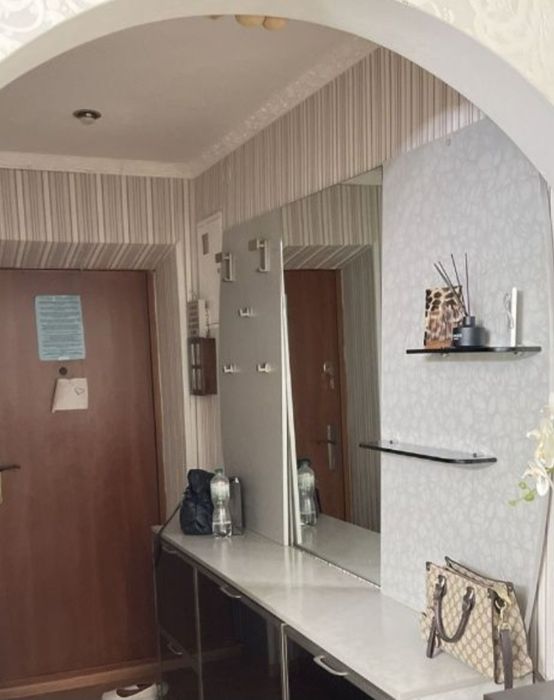 2х  квартира . Дендропарк.