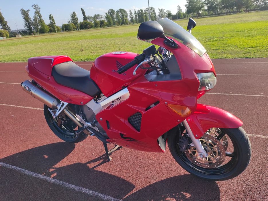 Vendo vfr 800 fi ...965240120
