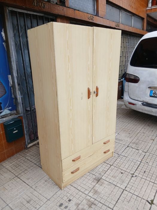 Roupeiro 2 portas e 2 gavetas com espelho