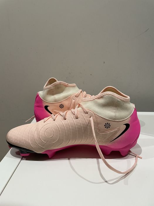 Chuteiras Nike Phantom N°42