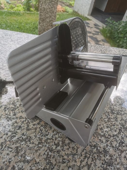 Fiambreira nova Jata