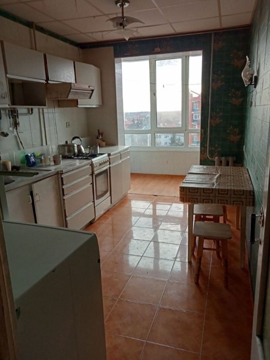 3 к квартира надовго