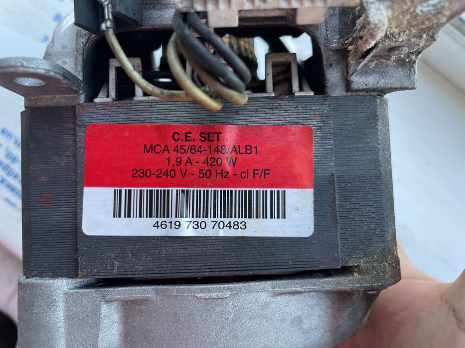 Двигун з пральної машини Whirlpool