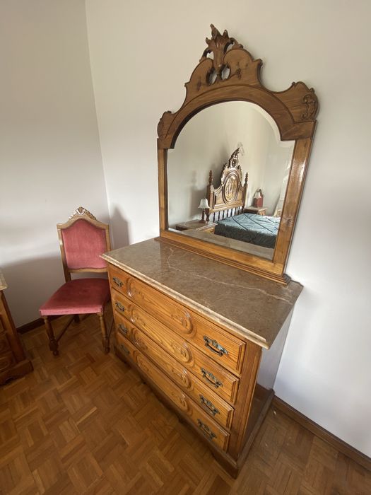 Moveis de quarto (descrição)