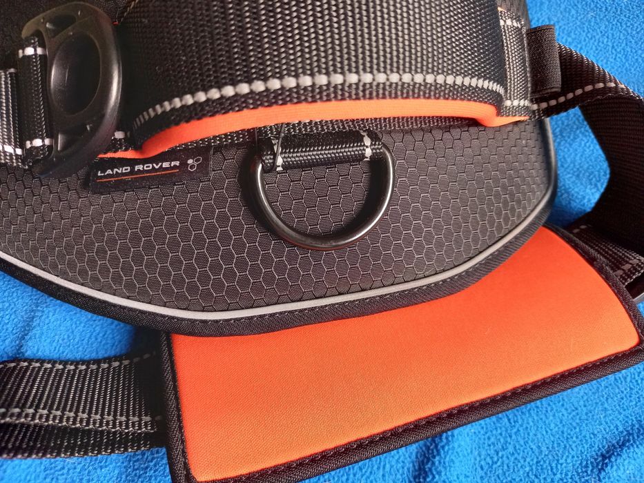 Arnes para cão (Land Rover Above & Beyond)